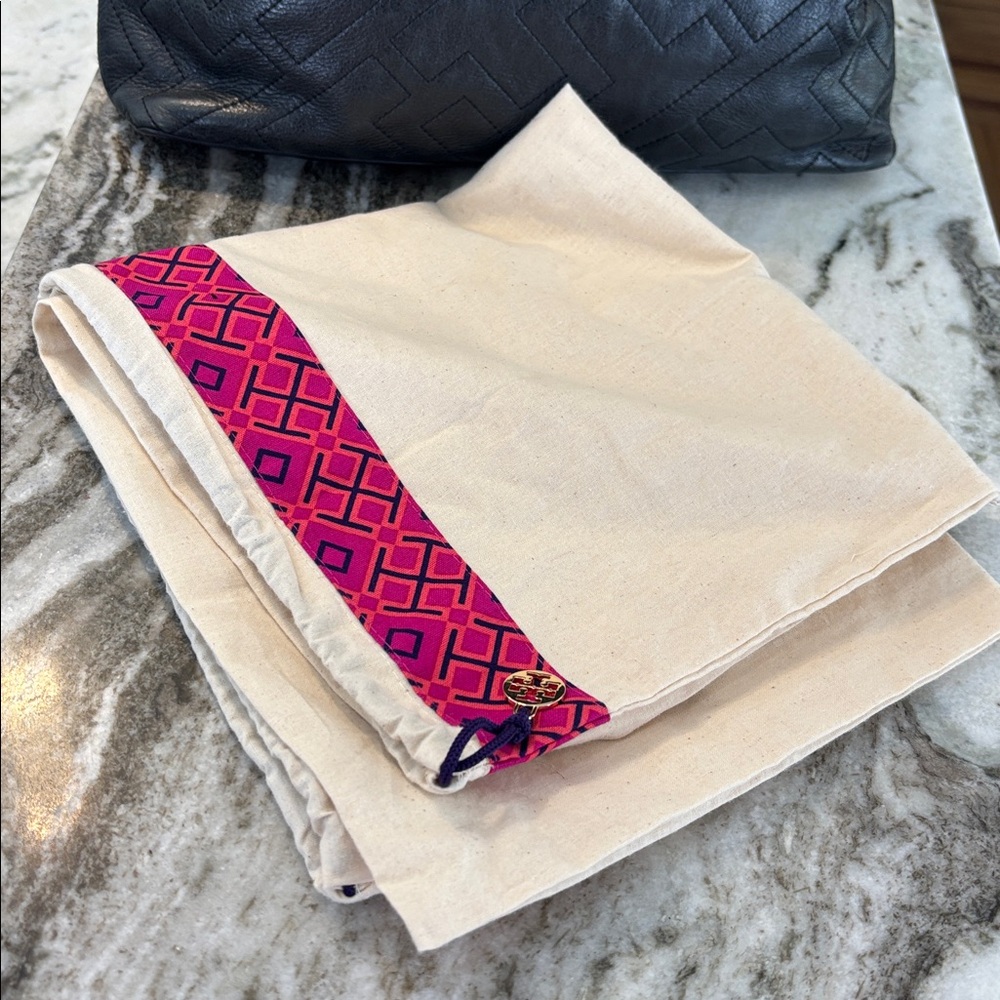 Tory Burch Black T Stitched Tote Bag - Picture 15 of 15